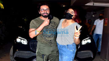 Photos: Ayushmann Khurrana and Tahira Kashyap Khurrana snapped in Juhu