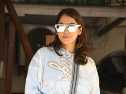 Photos: Isha Koppikar spotted in Bandra