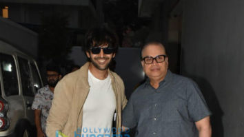 Photos: Kartik Aaryan snapped at Ramesh Taurani’s office in Khar