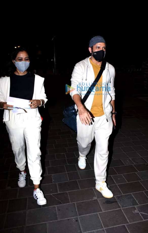 photos katrina kaif farhan akhtar shweta tiwari snapped at the airport 5