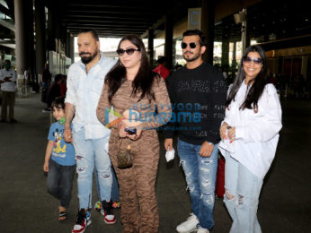 Photos: Mandira Bedi, Arjun Bijlani and Bunty Walia spotted at the airport