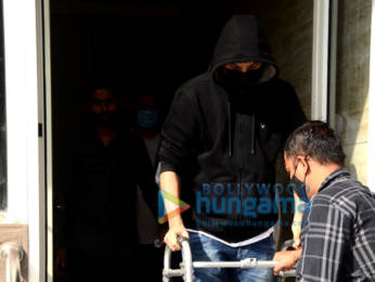 Photos: Rhea Chakraborty and brother Showik Chakraborty snapped at a clinic in Andheri