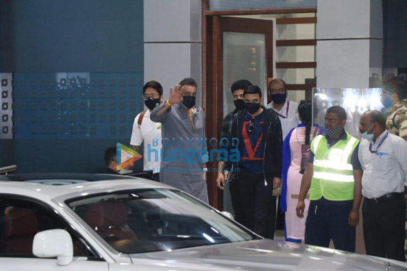 photos sanjay dutt snapped at kalina airport 4