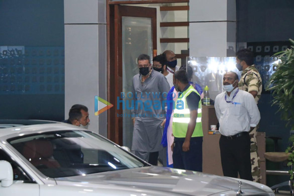 photos sanjay dutt snapped at kalina airport 5