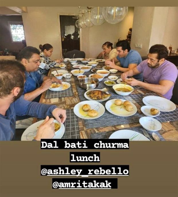 Salman Khan and his brothers relish dal bati churma lunch; Alvira and Helen also join Salman Khan and his brothers relish dal bati churma lunch; Alvira and Helen also join