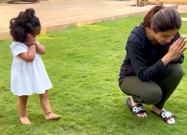 Shilpa Shetty's daughter Samisha chants Gayatri mantra as she prays for an injured bird Shilpa Shetty's daughter Samisha chants Gayatri mantra as she prays for an injured bird