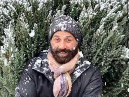 Sunny Deol enjoyssnow-filled New Year in Manali, see photos and video
