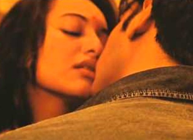 Sanjay Leela Bhansali and Netflix bring in intimacy director to supervise the love-making scenes in Heera Mandi Sanjay Leela Bhansali and Netflix bring in intimacy director to supervise the love-making scenes in Heera Mandi