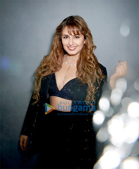 huma qureshi 4 23
