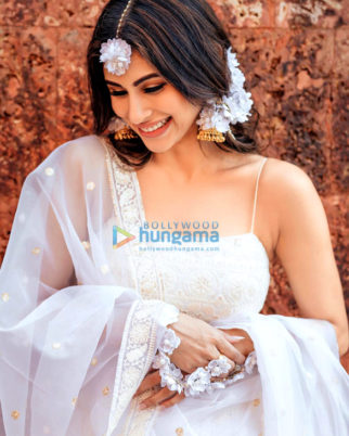 Celeb Photos Of Mouni Roy