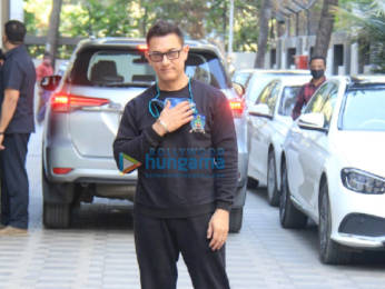 Photos: Aamir Khan piques peoples' interest of reviving the T-Series film Mogul after being snapped outside their office in Andheri