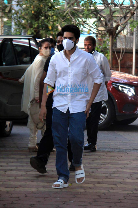 photos bappi lahiris family organises a prayer meet in the memory of the late music composer 852 2