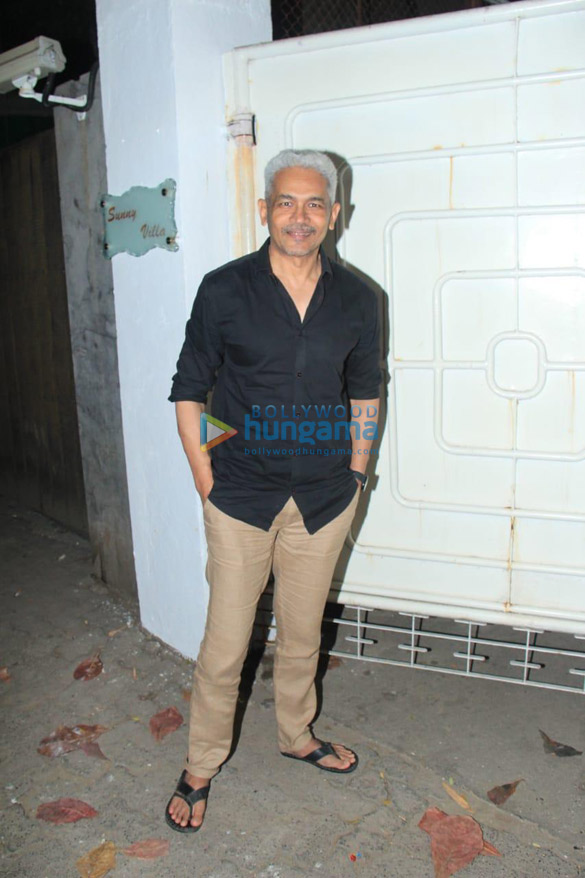 photos celebrities snapped at a thursday screening 2
