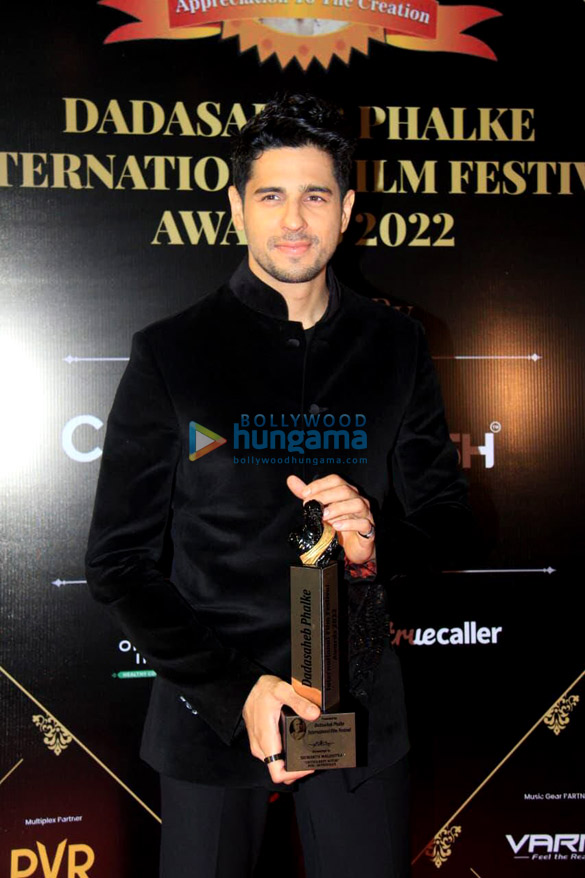 photos celebs grace the dadasaheb phalke international film festival awards 20228 4