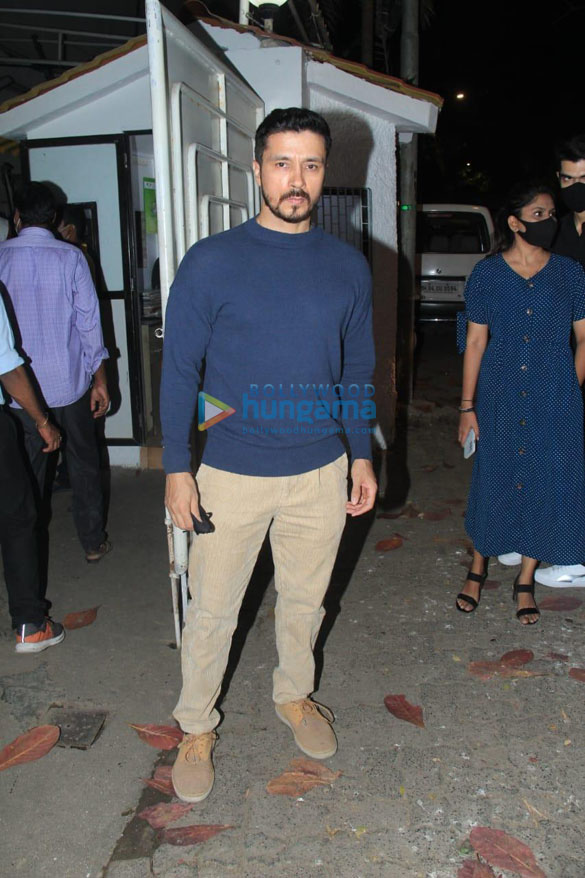 photos celebs grace the premier of the film love hostel 987 4