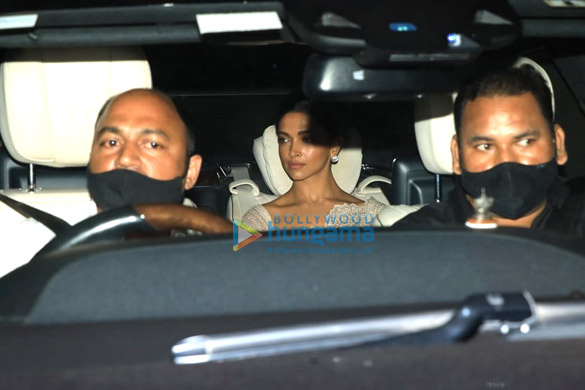 photos deepika padukone snapped arriving to watch the alia bhatt starrer gangubai kathiawadi 4 photos deepika padukone snapped arriving to watch the alia bhatt starrer gangubai kathiawadi 4