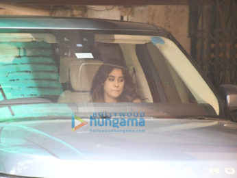 Photos: Janhvi Kapoor and Sara Ali Khan spotted leaving from their Pilates class after a workout session together