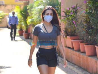 Photos: Malaika Arora dons a casual look as she was spotted leaving from Diva Yoga in Bandra