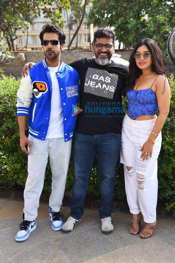 photos rajkummar rao bhumi pednekar and harshavardhan kulkarni snapped promoting their film badhaai do at sun n sand hotel in juhu 1
