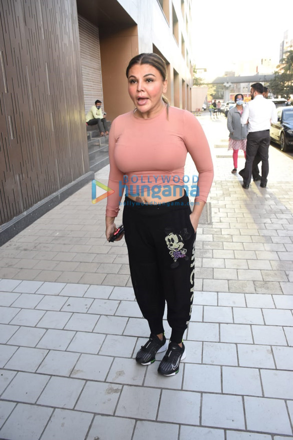 photos rakhi sawant opts for a sporty look as she poses for the cameras outside the gym 4
