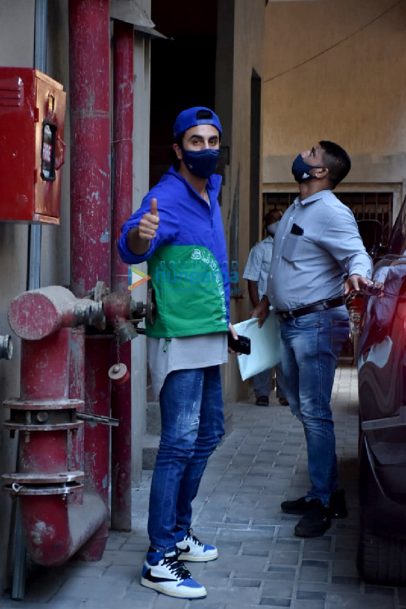photos ranbir kapoor snapped at a dubbing studio 5