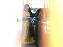 Photos: Rhea Chakraborty, Anusha Dandekar, and others deck up in yellow traditional attires as they arrive for Farhan Akhtar and Shibani Dandekar’s mehendi and haldi function in Bandra