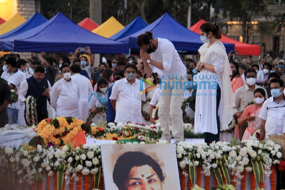 photos shah rukh khan sachin tendulkar shraddha kapoor other celebs attend lata mangeshkars state funeral at shivaji park 5218 2