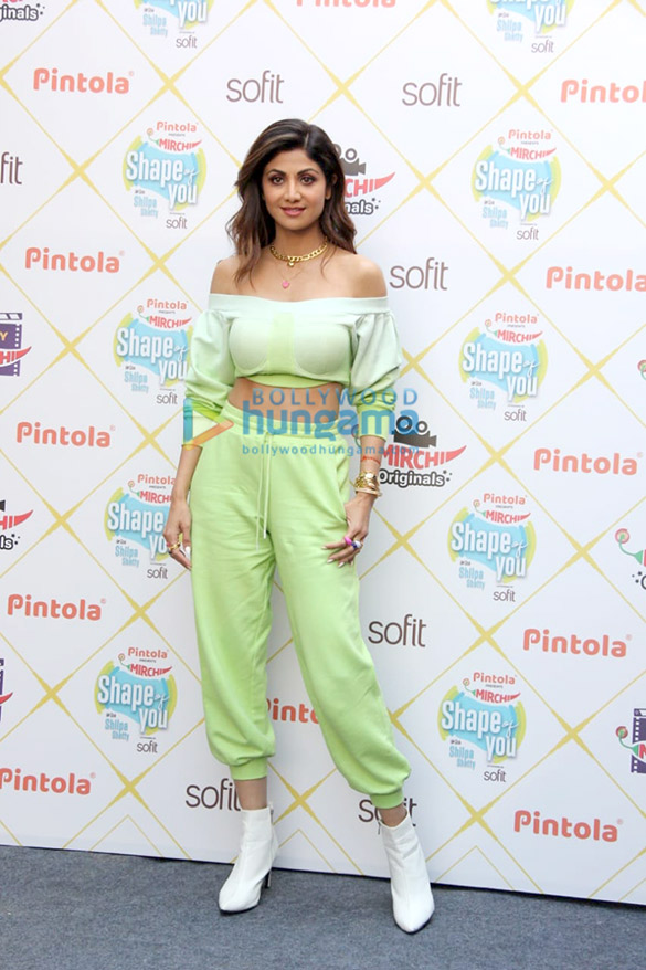 photos shilpa shetty flaunts her athleisure gear as she launches her chat show shape of you 2