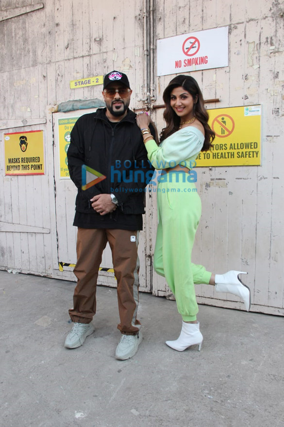 photos shilpa shetty launches her show shape of you john abraham arrives on a bike for the chat show while diana penty badshah keep it comfy2