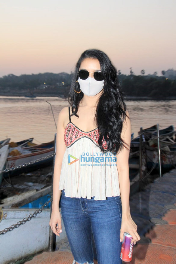 Photos: Shraddha Kapoor keeps it casual in denims and off-white top as she gets snapped at Versova jetty