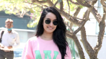 Photos: Shraddha Kapoor spotted in Bandra