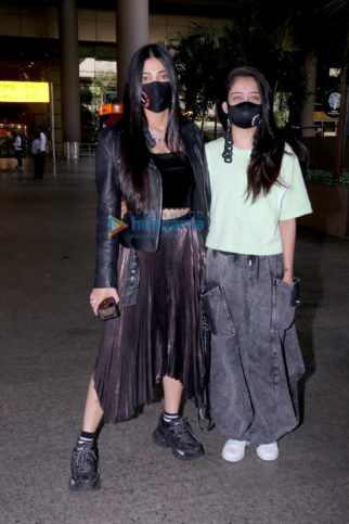 Photos: Shruti Haasan, Akshara Haasan and Saahil Khan snapped at the airport