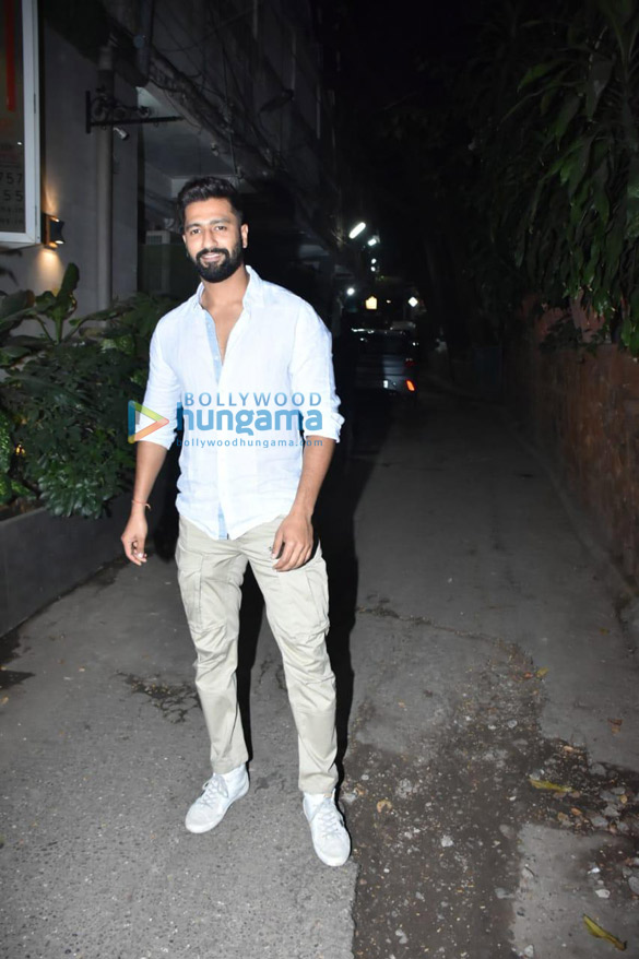 photos vicky kaushal snapped at krome studios in bandra 2