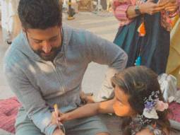 Shibani Dandekar shares unseen photo of herself designing mehendi on Farhan Akhtar’s hands, friend calls the couple ‘two peas in a pod’