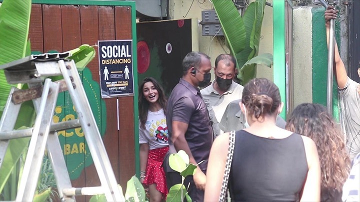Spotted: Alia Bhatt at the location of shoot