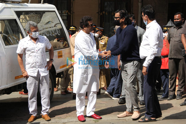 RIP Lata Mangeshkar: Amitabh Bachchan, Shraddha Kapoor, Sanjay Leela Bhansali, Anupam among others arrive at singer's residence to pay last respects 