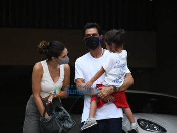Photos: Arjun Rampal snapped with wife Gabriella Demetriades and son in Bandra