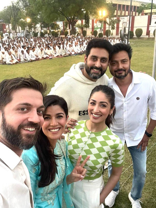 Abhishek Bachchan keeps his promise as he screens Dasvi for first time in Agra Central jail; Yami Gautam, Nimrat Kaur accompany