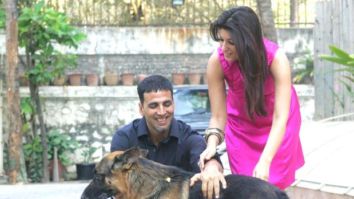 Akshay Kumar and Twinkle Khanna pen heartbreaking notes as their dog Cleo passes away – “Will miss you”