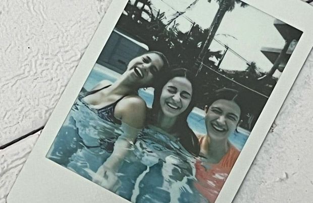 Ananya Panday shares a pool image with Shanaya Kapoor, Suhana Khan on Women’s Day ‘Grateful to be surrounded by so much magic…’ Ananya Panday shares a pool image with Shanaya Kapoor, Suhana Khan on Women’s Day ‘Grateful to be surrounded by so much magic…’