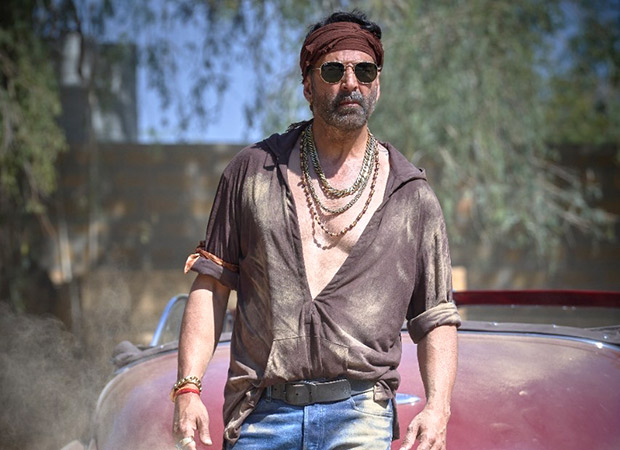 Bachchhan Paandey Box Office: The film collects Rs. 13.25 cr. on Day 1; becomes Akshay Kumar’s 10th Highest All-Time Opening Day grosser Bachchhan Paandey Box Office: The film collects Rs. 13.25 cr. on Day 1; becomes Akshay Kumar’s 10th Highest All-Time Opening Day grosser