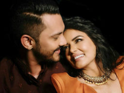 “Laxmi ghar aayi hain” – Aditya Narayan reveals the name of his baby girl