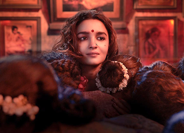 “I feel grateful; but I don’t take it to my head, I take it to my heart” says Alia Bhatt on receiving praise for her performance in Gangubai Kathiawadi “I feel grateful; but I don’t take it to my head, I take it to my heart” says Alia Bhatt on receiving praise for her performance in Gangubai Kathiawadi