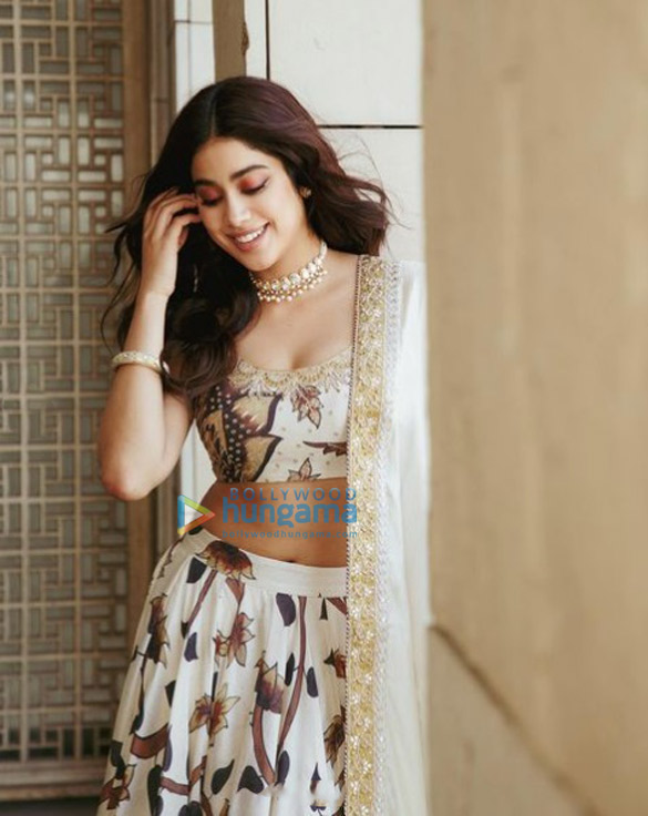janhvi kapoor 7 14
