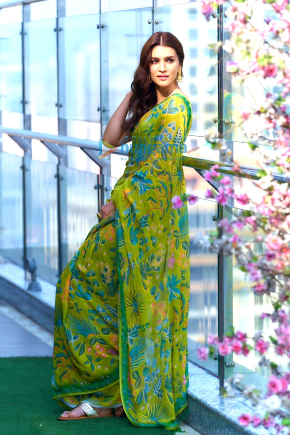 kriti sanon 2 45