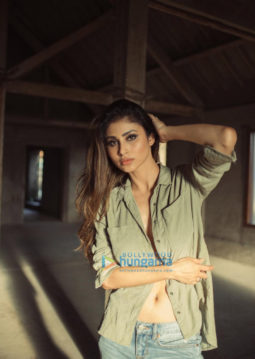 Celeb Photos Of Mouni Roy
