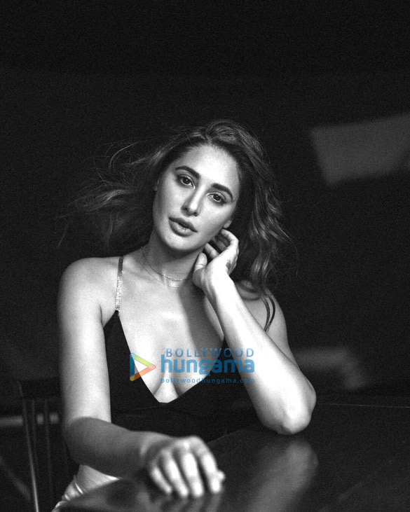 nargis fakhri 2 7