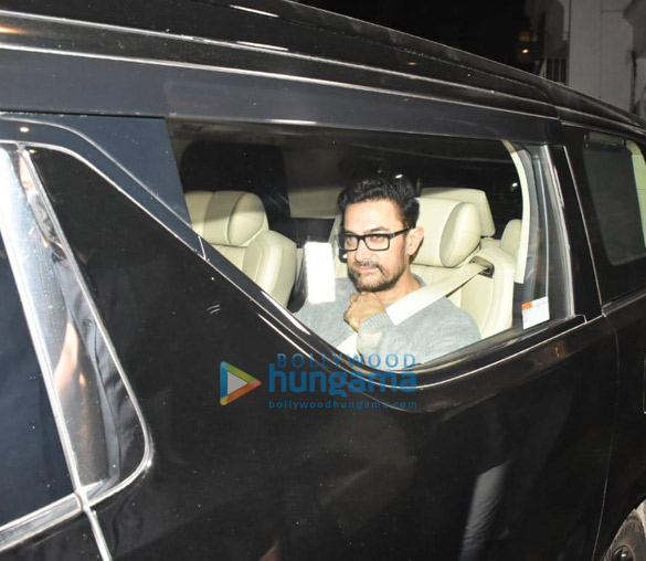 photos aamir khan spotted at ex wife reena duttas house in bandra 4