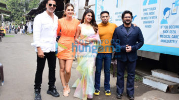 Photos: Akshay Kumar, Kriti Sanon, Jacqueline Fernandez, Arshad Warsi and Farhad Samji snapped on sets of The Kapil Sharma Show promoting their soon to release film Bachchhan Paandey
