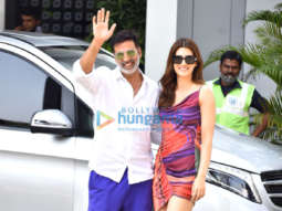 Photos: Akshay Kumar and Kriti Sanon snapped at the private airport in Kalina